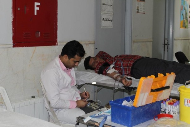 Blood donations pitch Zarand_ (1)