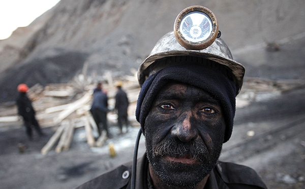 متوسط درآمد ماهانه معدن‌کاران؛ یک میلیون تومان