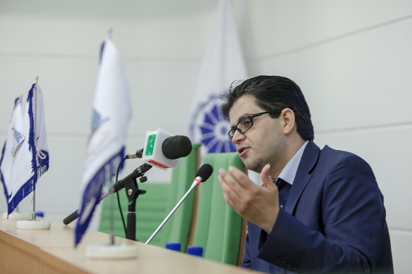  یاسر سلیمانی دبیر جشنواره فرهنگی اقتصادی کرمان