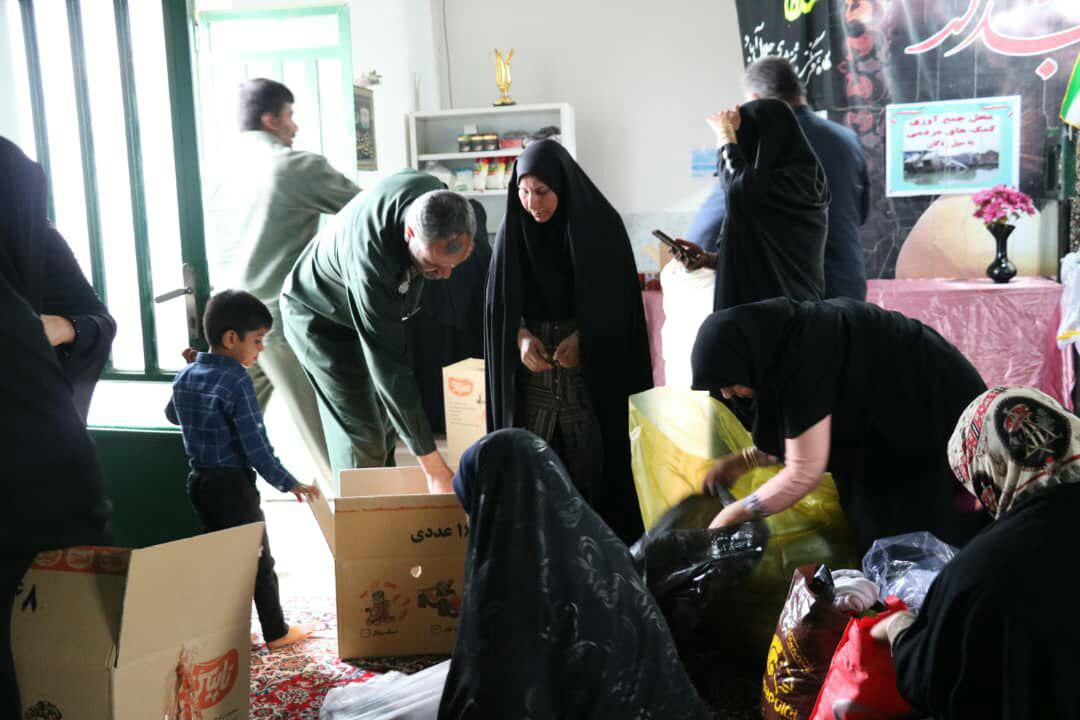 کمک رسانی به سیل زدگان استان خوزستان6
